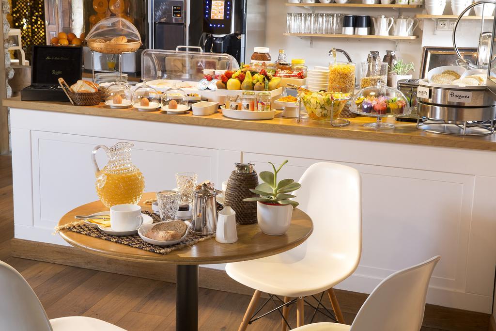 Hotel De France Angerville  Εξωτερικό φωτογραφία