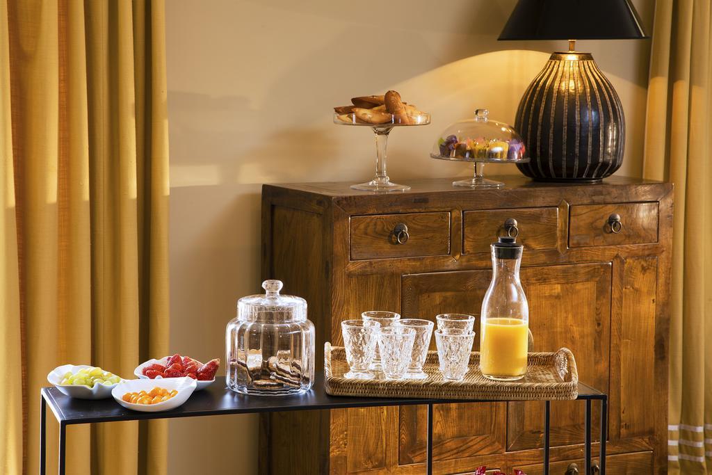 Hotel De France Angerville  Εξωτερικό φωτογραφία