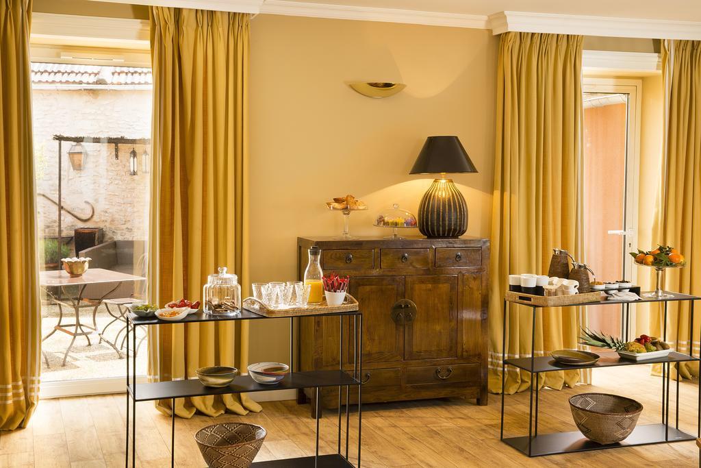 Hotel De France Angerville  Εξωτερικό φωτογραφία
